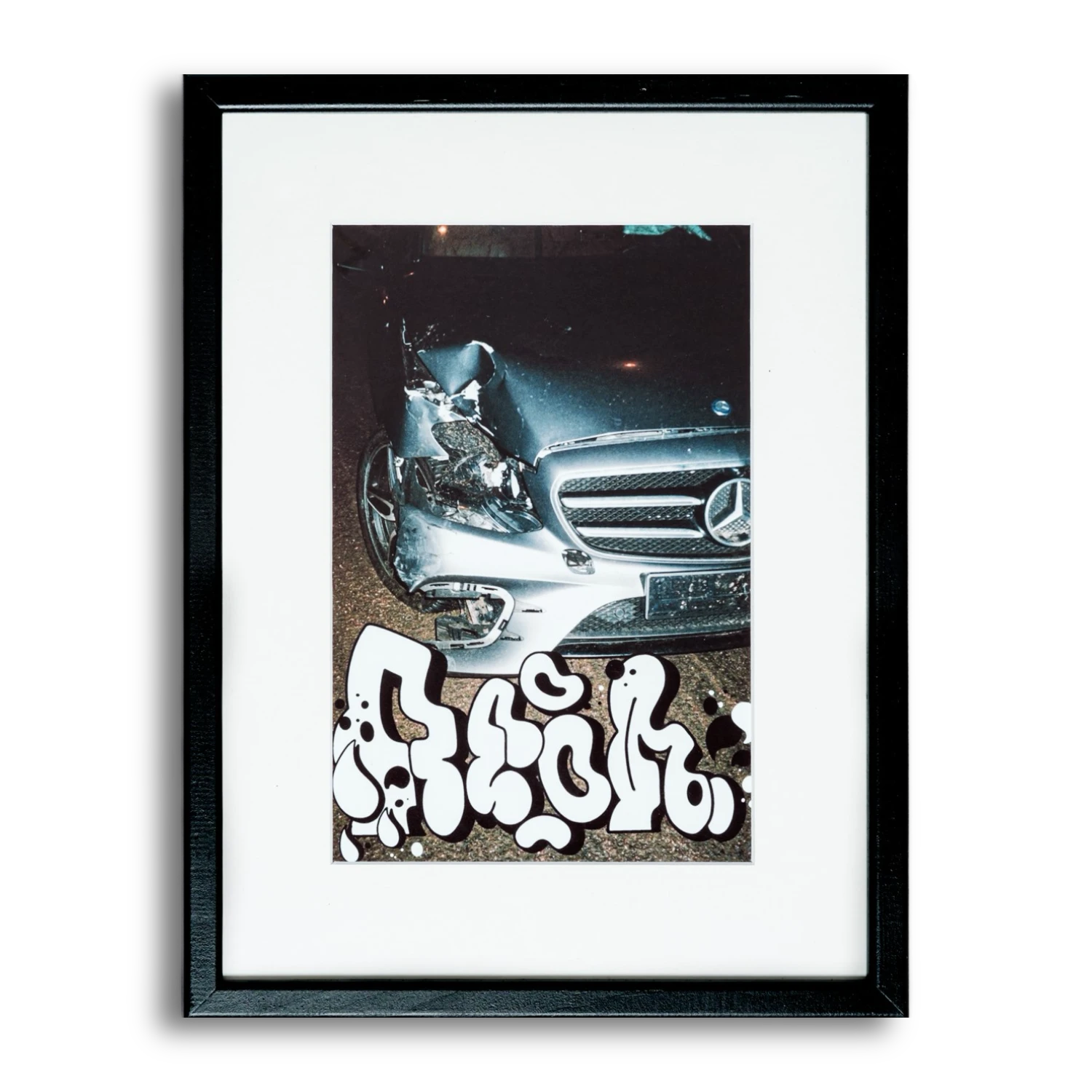 Crashed Mercedes street art painting by REON, view 1